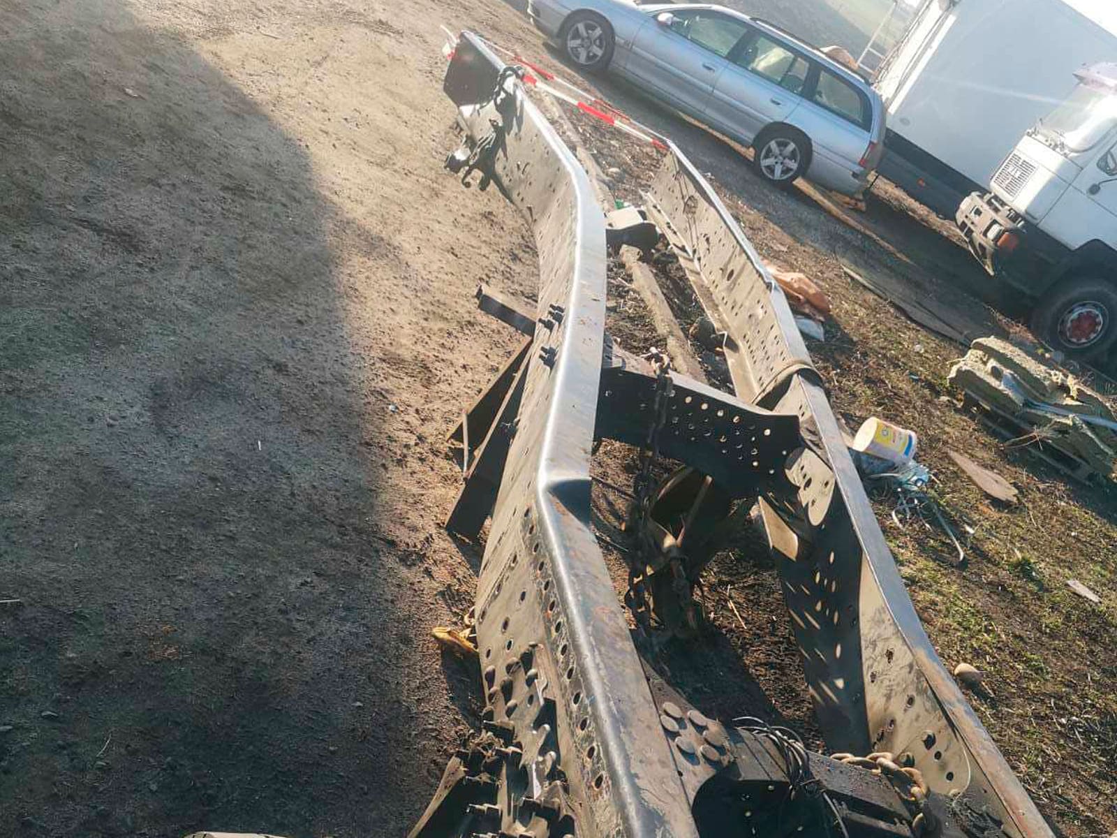 Ремонт рамы грузового автомобиля VOLVO. Восстановление геометрии рамы. Фото до ремонта